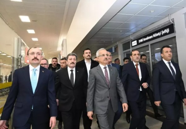 Ve müjde verildi... Hızlı tren Karadeniz'e ulaşacak