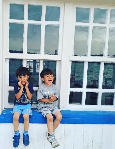 Boğazına kaçan kusmuk öldürdü! Ulaş’tan geriye ikiziyle olan fotoğrafları kaldı