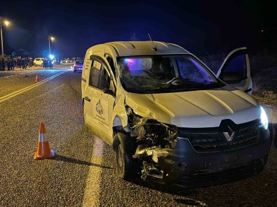 Fethiye'de Otomobille Çarpisan Motosikletin Sürücüsü Öldü