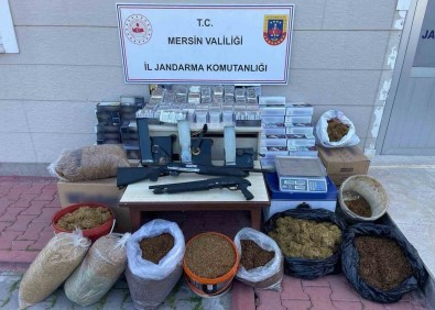 Mersin'de Kaçak Sigara Operasyonu Açiklamasi 5 Gözalti