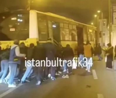 İstanbullu canından bezdi! İETT otobüsü yine yolda kaldı! CHP'li Ekrem İmamoğlu'nun vasatlığı rakamlarda! Son 50 günde 185 bin şikayet