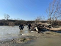 Sakarya Nehri'nde Cesedi Bulunmustu Açiklamasi Esi Ve Oglu Gözaltina Alindi Haberi
