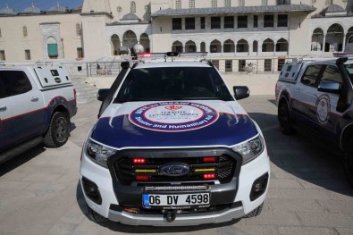 TDV Mobil Ikram Araçlarini Deprem Bölgesine Gönderiyor