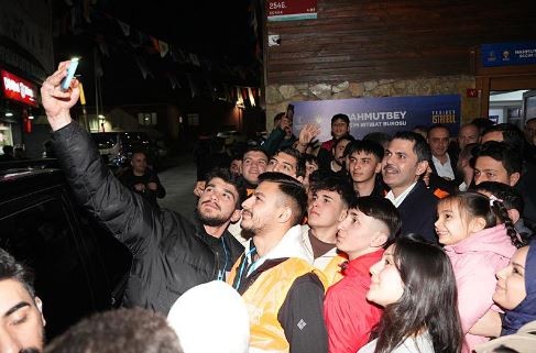 Murat Kurum, Mahmutbey Selanikliler Derneğinde gençlerle bir araya geldi: İlk işini kuracak gençlere 100 bin lira destek vereceğiz