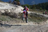 Aliaga'ya Motosiklet Yaris Parkuru