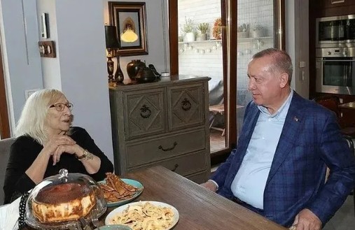 Alev Alatlı'ya veda! Alatlı son yolculuğuna uğurlanıyor...