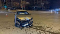 Elazig'da Trafik Kazasi Açiklamasi 6 Yarali