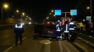 Kocaeli'de feci kaza! Otomobille çarpışan TIR sürücüsü kaçtı... 1 ölü 3 yaralı