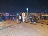 Hatay'da Göreve Giden Polisleri Tasiyan Midibüs Devrildi Açiklamasi 10 Yarali