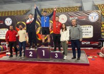 Kayserili 5 Sporcudan Halter Sampiyonasi Basarisi