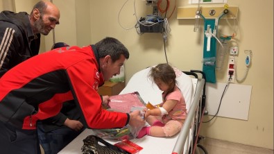 Aglatan Kurtulusun Ardindan Duygulandiran Bulusma