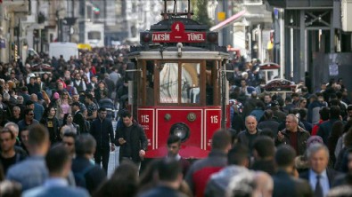 İstanbul'un nüfusu Cumhuriyet tarihinde 2. kez geriledi