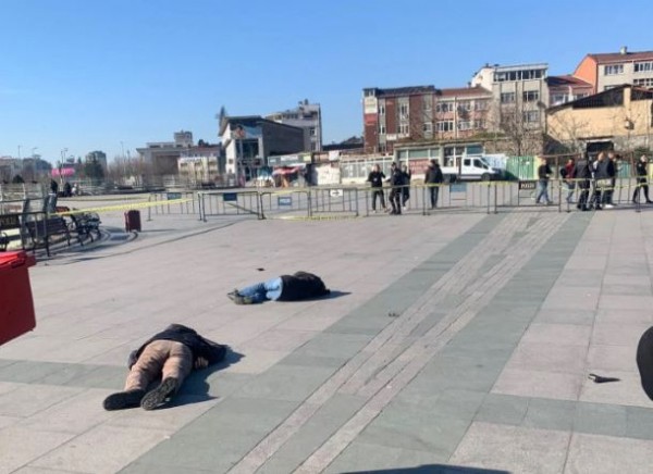 Çağlayan Adliyesi önünde silahlı saldırı: 2 saldırgan ölü ele geçirildi