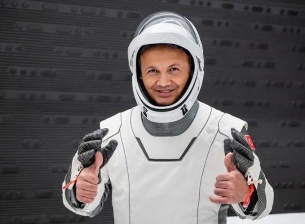 Türk astronot Alper Gezeravcı’nın dönüşü yine ertelendi: Space X’ten yeni açıklama!