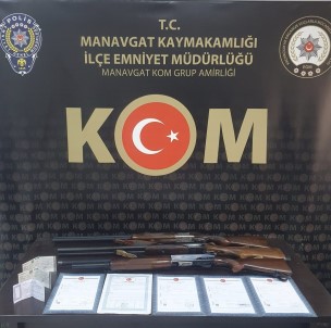 Antalya'da Tefecilik Operasyonu Açiklamasi 8 Olayda 8 Milyon TL Haksiz Kazanç Elde Etmisler