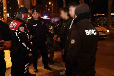 Aranan 25 Süpheli Yakalandi