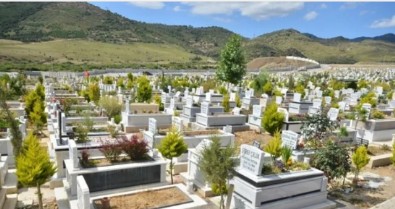 AK Partili Dağ duyurdu: İzmir’in mezarlık sorununa çözüm!