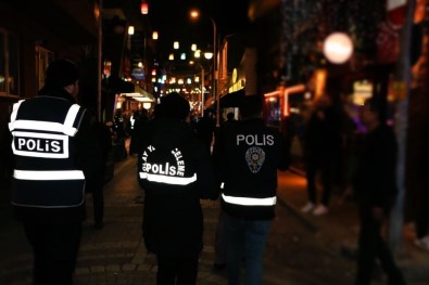 Eskisehir'de 950 Sahis Sorgulandi, 264 Araç Kontrol Edildi