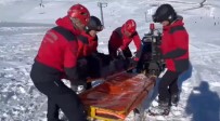 JAK Timleri Bingöl'de Kayakseverlerin Güvenligi Için Görev Basinda Haberi