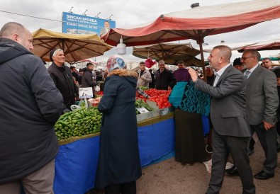 Sincan Belediye Baskani Ercan'dan Semt Pazarina Ziyaret