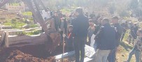 Almanya'daki Cinayet Süphesi Mardin'de Mezar Açtirdi Haberi