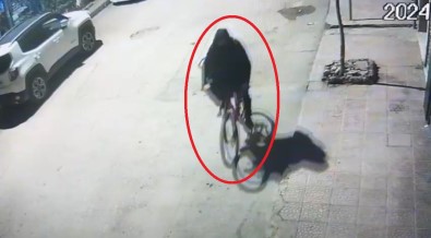 Bursa'da Akilalmaz Hirsizlik Açiklamasi Tavan Arasina Koydugu 650 Bin TL'lik Altin Ve Paralari Çalindi