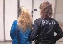 Hirsizliktan 14 Yil 10 Ay Cezasi Bulunan Kadin Yakalandi