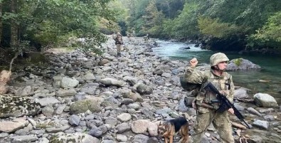 MSB: Yunanistan'a geçmeye çalışan 3 FETÖ, 2 PKK/KCK üyesi yakalandı