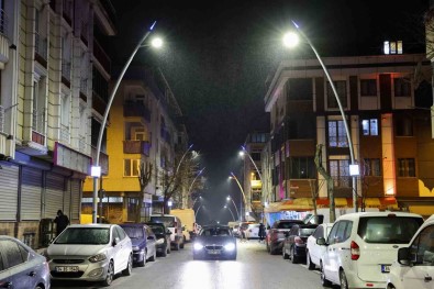 Sultangazi Caddeleri Yeni Bir Görünüme Kavustu