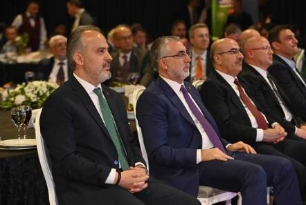 Bursa Büyükşehir’den 50 bin emekliye 75 milyon lira destek