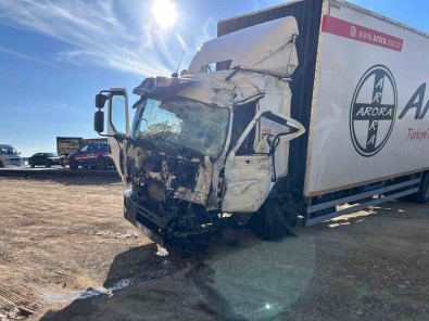 Hatay'da Zincirleme Kaza Açiklamasi 4 Yarali
