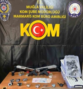 Mugla Polisinden Marmaris Ve Izmir'de Uyusturucu Operasyonu