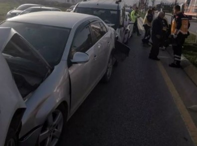 Sakarya'da zincirleme kaza: 7 araç birbirine girdi