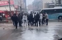 Van'da Esini Biçaklayan Sahis Tutuklandi
