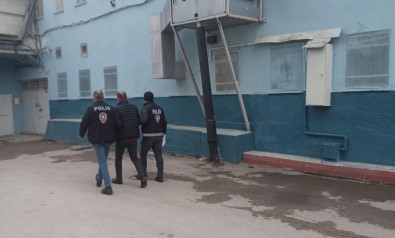 5 Ayri Suçtan Aranan Hükümlü Yakalandi