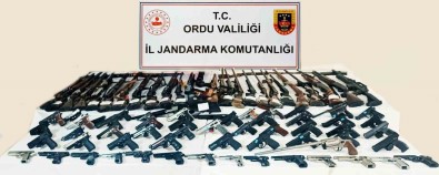 Jandarma Ekiplerinden Silah Kaçakçiligi Operasyonu Açiklamasi 66 Gözalti
