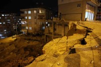 Kahramanmaras'ta Toprak Kaymasi Açiklamasi Çok Sayida Araç Zarar Gördü