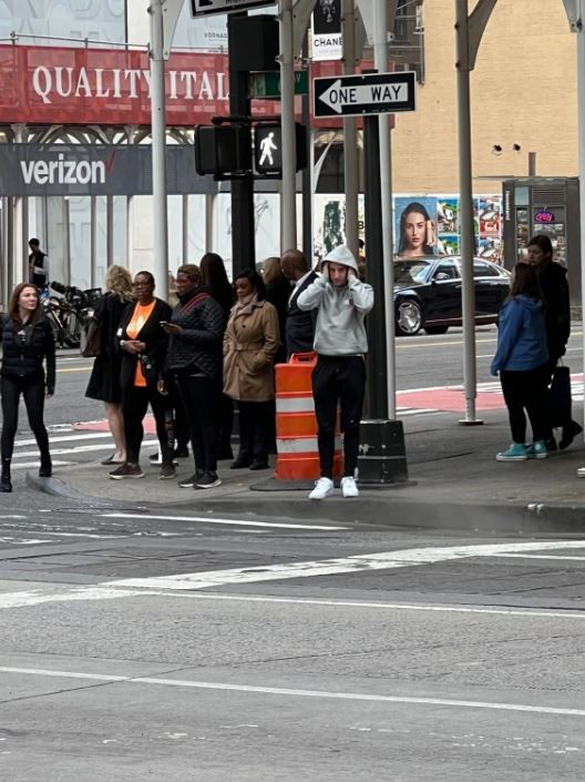 Eylem Tok ve oğlu New York'ta görüntülendi! Tepki çeken gülümseme