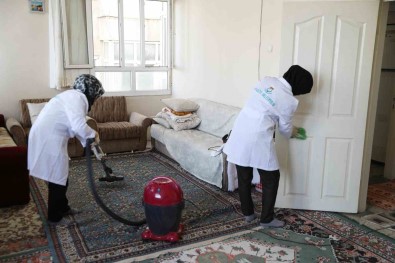 Ramazan'da Yaslilara Özel Ilgi