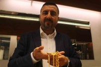 Günde Onlarca Çagri Alan Sarraf, Çözümü 'Zekat Hesaplama' Hatti Kurmakta Buldu