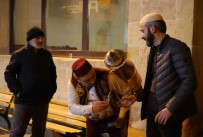 Osmanli Gelenegi Bayburt'ta Yasatiliyor Buz Gibi Serbetle Agizlar Tatlaniyor Haberi