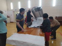 Rusya'da Resmi Olmayan Sonuçlara Göre Devlet Baskanligi Seçimini Putin Kazandi