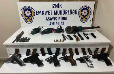 Bursa'da Kaçak Silah Imalati Yapan Kisi Tutuklandi