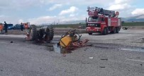 Isparta'da Otomobil Traktörle Çarpisti Açiklamasi 1'I Agir 4 Yarali Haberi