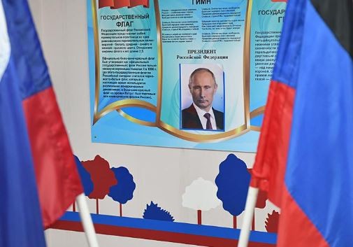 Rusya Devlet Başkanlığı seçimini, sandık çıkış anketine göre oyların yüzde 87,8'ini alan Vladimir Putin kazandı