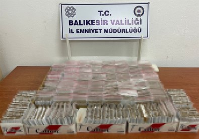 Balikesir'de 5 Bin 980 Adet Kaçak Makarona Doldurulmus Içime Hazir Sigara Ele Geçirildi