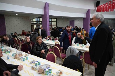 Bozüyük'te Sehit Aileleri Ve Gaziler Dayanisma Dernegi Tarafindan Iftar Programi Düzenlendi