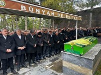 Hüseyin Akay'in Aci Günü Açiklamasi Vefat Eden Annesi Son Yolculuguna Ugurlandi