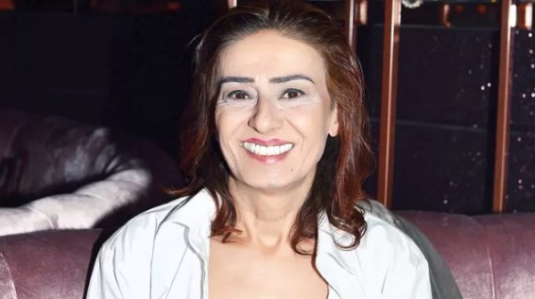 Sahne tarzı dikkat çekti
