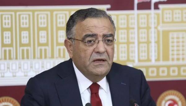 CHP’li Sezgin Tanrıkulu’ndan skandal sözler! Kamu görevlilerini tehdit etti: Yarın öbür gün devran dönerse…